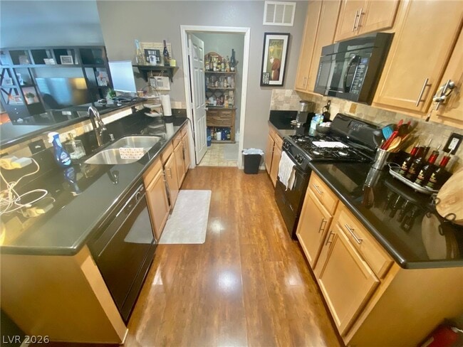 Photo - 3197 Jevonda Ave