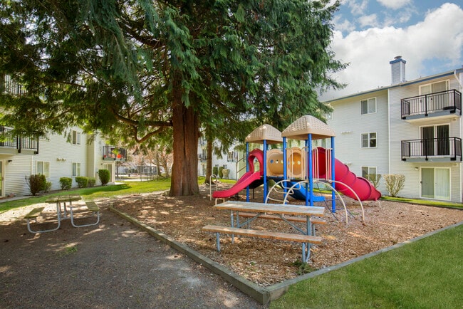Casablanca Apartment Homes