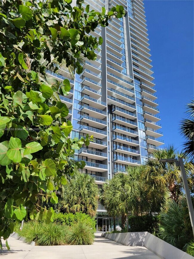 Photo - 88 SW 7th St Unit 1903