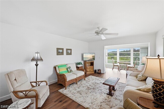 315 St Andrews Blvd Unit D38