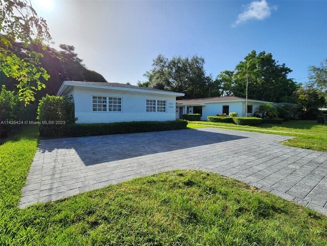 Building Photo - 7321 SW 63rd Ct Rental