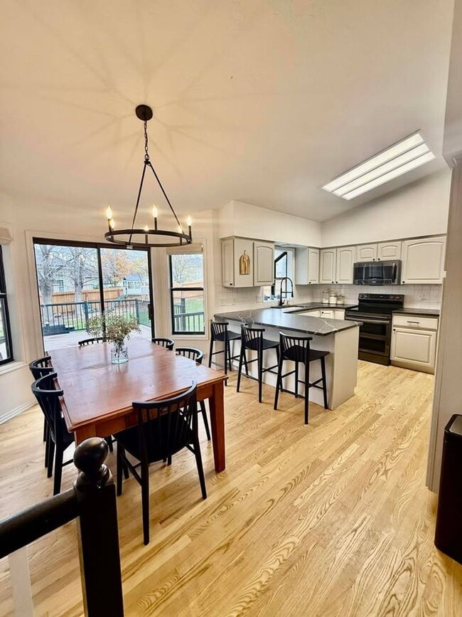 Photo - Updated Highland Area Home for Rent