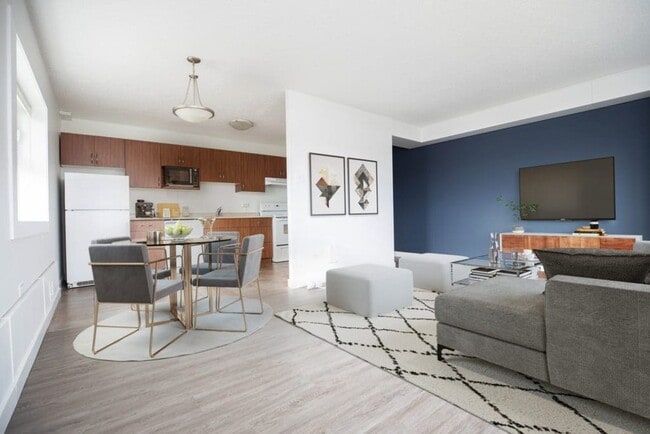 Photo - Hillsboro House