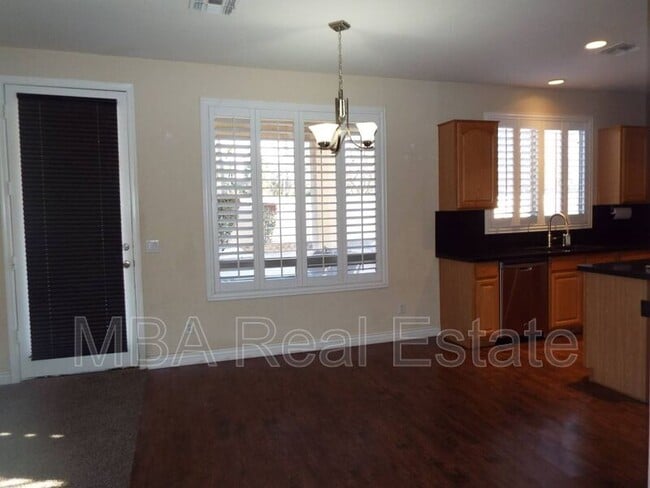 Photo - 1763 E Arabian Dr