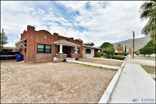 Building Photo - 2906 Wheeling Ave