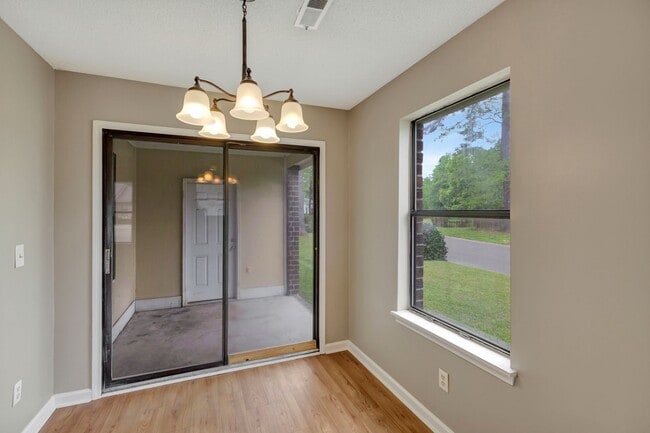 Photo - MOVE IN SPECIAL! Two Bedroom Pet-Friendly Unit in Gadsden Acres!