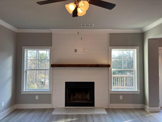 Photo - 249 Melba Ln