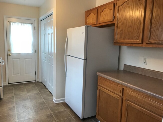 Photo - 200 Manning Way