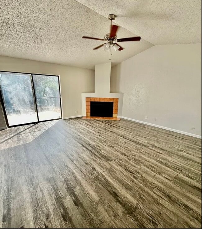 Photo - 2810 Diamond Fld