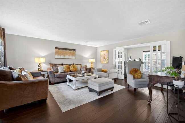 Photo - 19115 Keyturn Ln