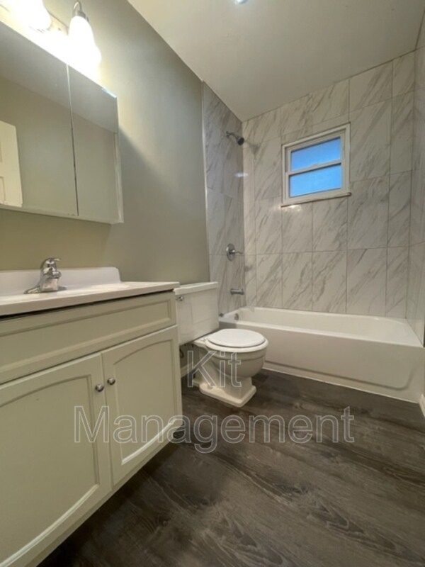 Photo - 2900 Dean Rd Unit B4