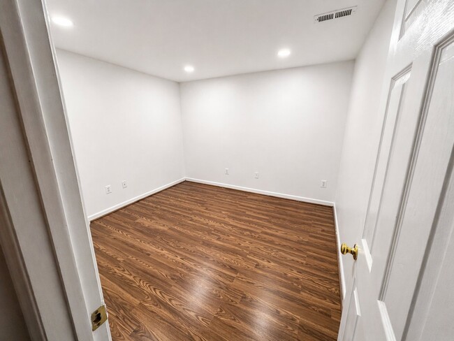 Photo - 6726 Emmanuel Ct