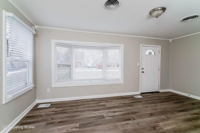 Photo - 251 Derby Ave