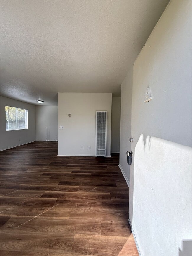 Photo - S12000 Unidad A