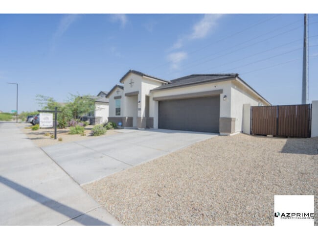 Beautiful 4/2 Buckeye House! - Beautiful 4/2 Buckeye House!