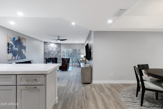 Photo - 8651 E Royal Palm Rd