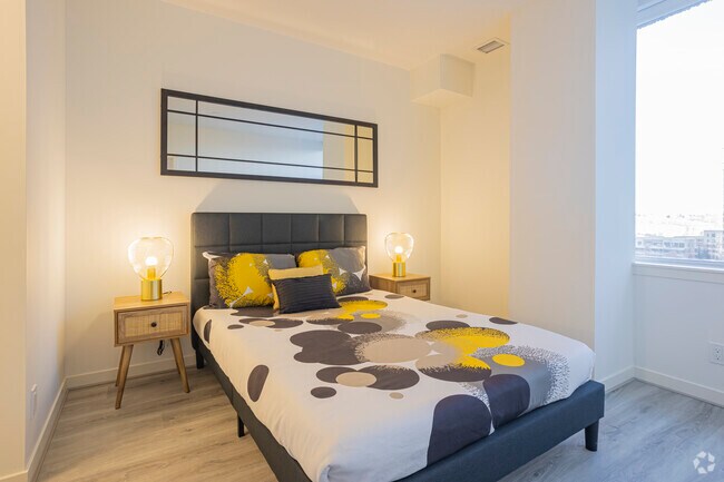 2 BR, 1BA -766SF - The Hat Eau Claire