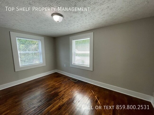 307 Wallace Ave