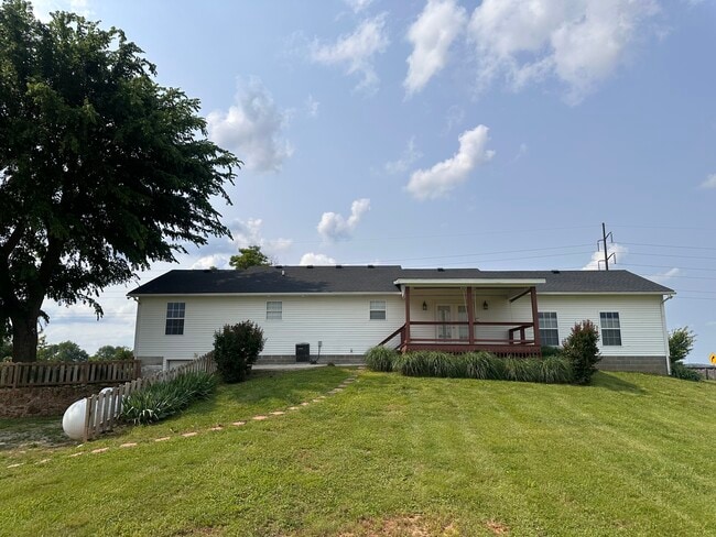 Photo - 1119 Kelly Rd