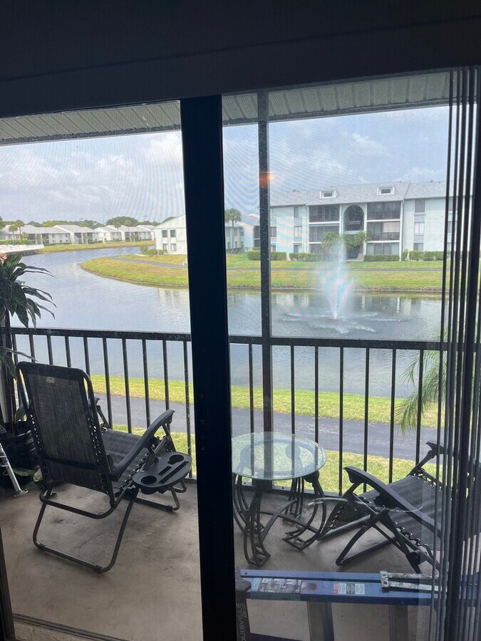 Photo - 1013 Green Pine Blvd Unidad B2