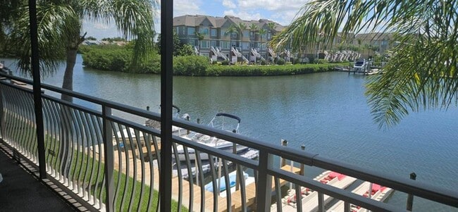 Building Photo - 8822 Bay Pointe Dr Unit 203