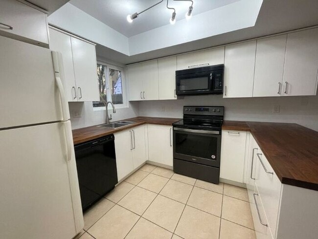 Photo - 544 S Wilson St