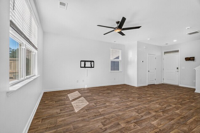 123 Sweet Cherry Ln