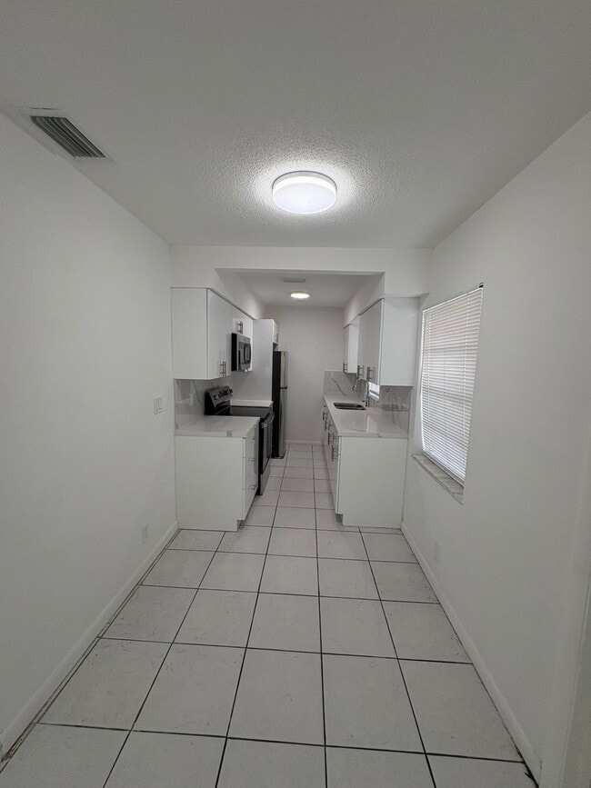 Photo - 4031 NW 30th Terrace Unit 1