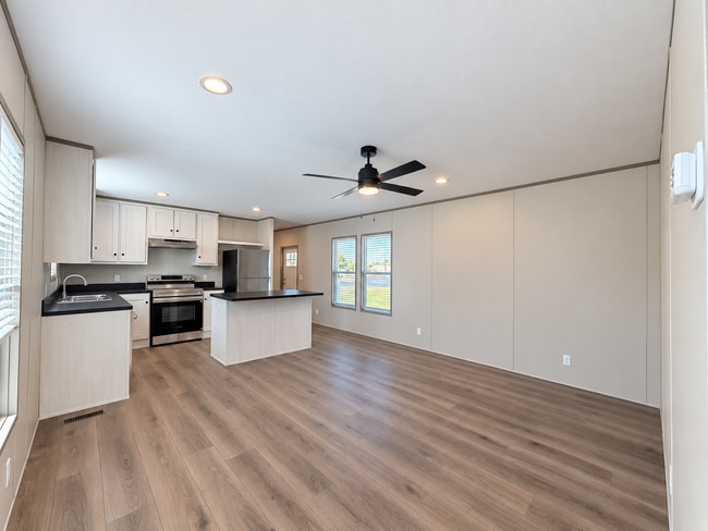 104 Pine Cone Dr