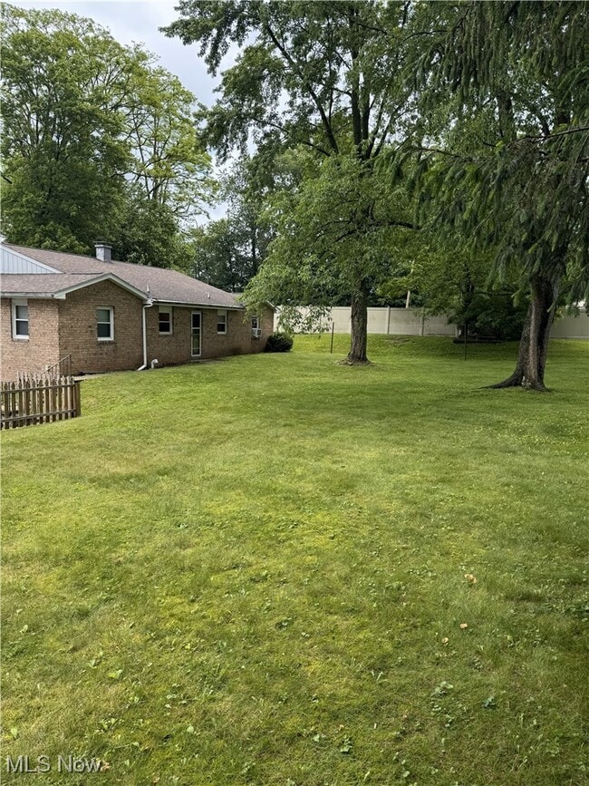 Photo - 80 Mary Ann Ln