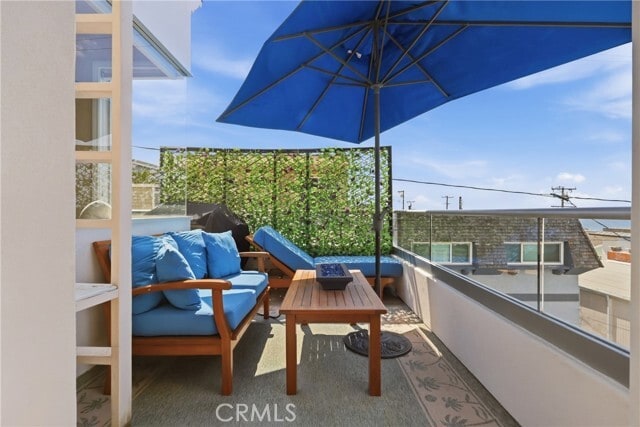125 El Porto St
