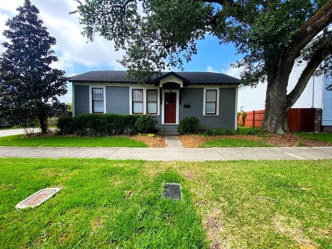 Photo - Adorable 2 bedroom house for rent in Downtown LC