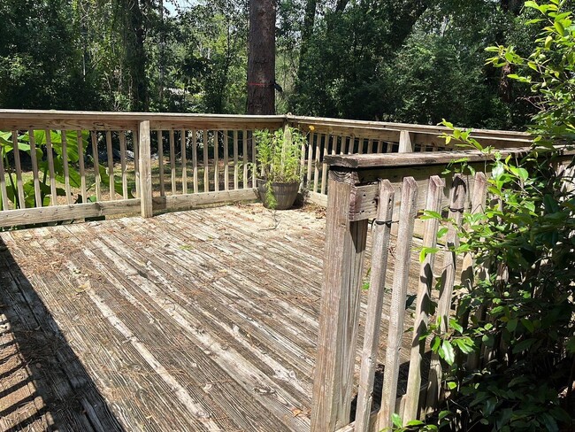 Photo - 4 bed 2 bath house- minutes from the Stadi...