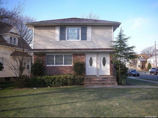 Building Photo - 2162 Brooklyn Ave Rental