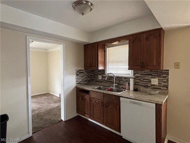 12324 Willard Ave