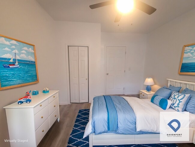 Photo - 2112 Stella St