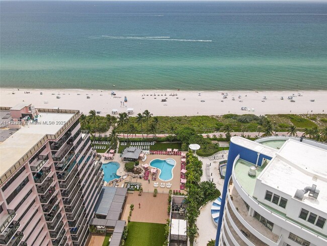 Photo - 5161 Collins Ave Unit 812