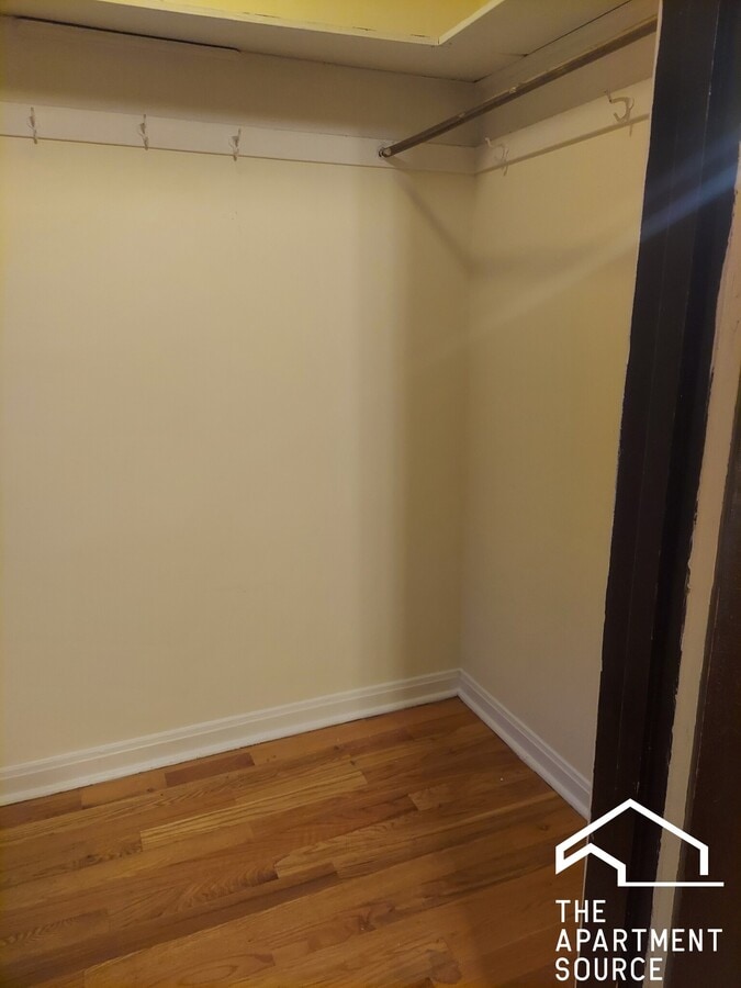 Photo - 4415 N Wolcott Ave Unit B3