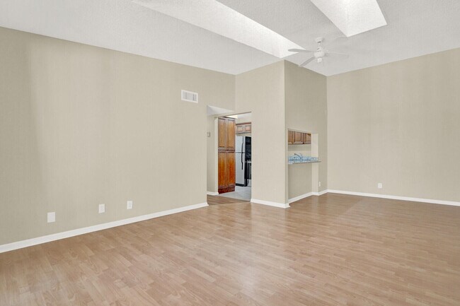 Photo - 206 Foxtail Dr Unit C3