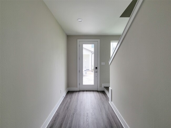 Photo - 8316 Curry Rd
