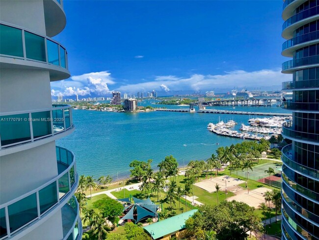 Building Photo - 1800 N Bayshore Dr Unit 1611 Rental