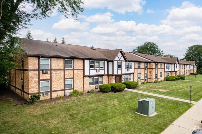 Photo - Brighton Square