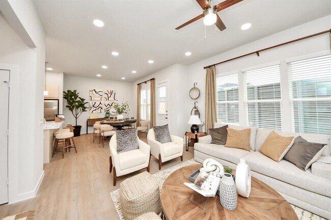 Photo - 22014 Lesley Grove Ln House