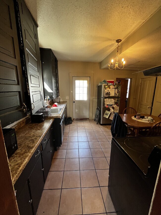 Photo - Nice 4 Bed 1 Bath close to UWEC and Water ...
