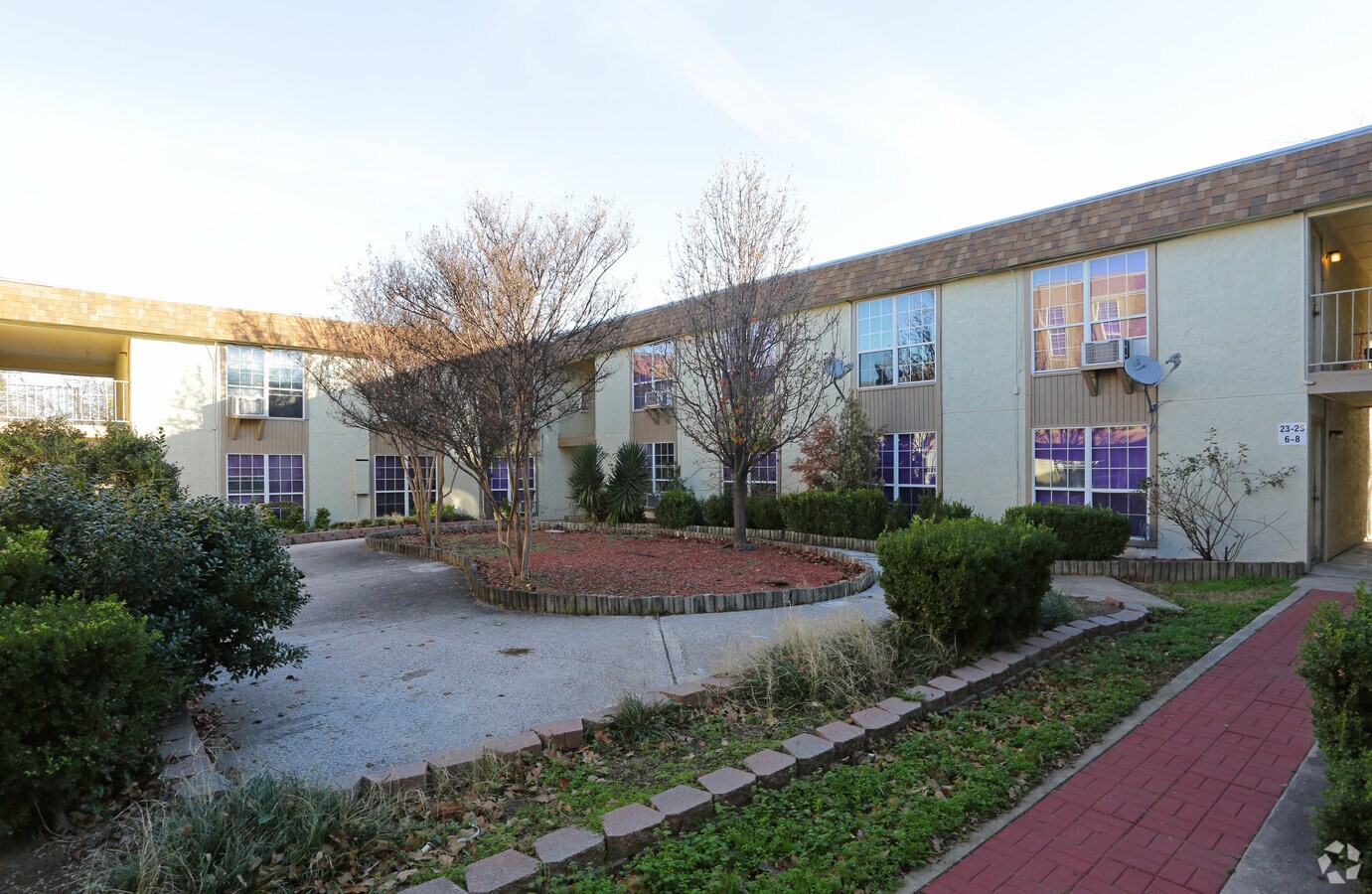 Windmill Apartments - Windmill Apartments