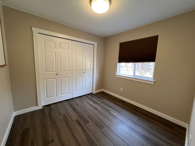 Photo - 1032 N Helen Ln