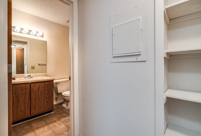 Bathroom & Closet (Orchid View)