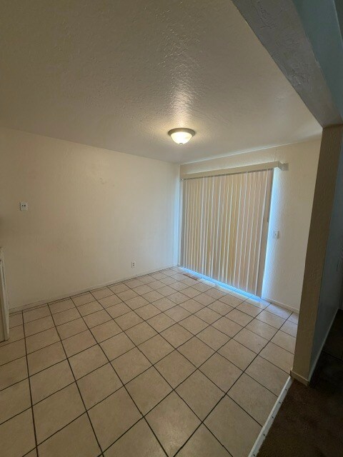 Photo - 220 Silver Leaf Dr
