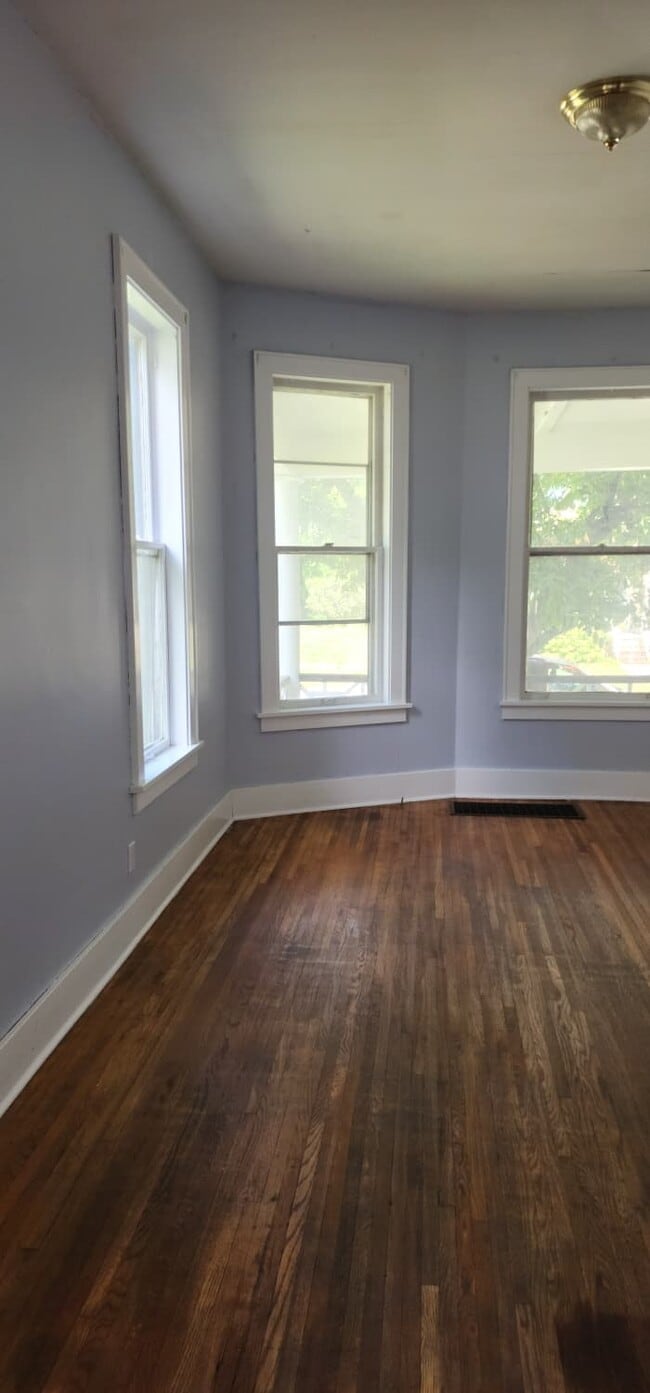 Photo - 1213 E Jefferson St Unit A