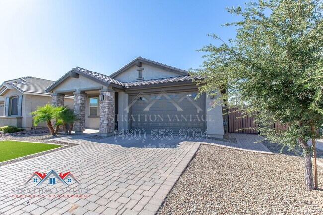 Photo - 15244 W Moreland St